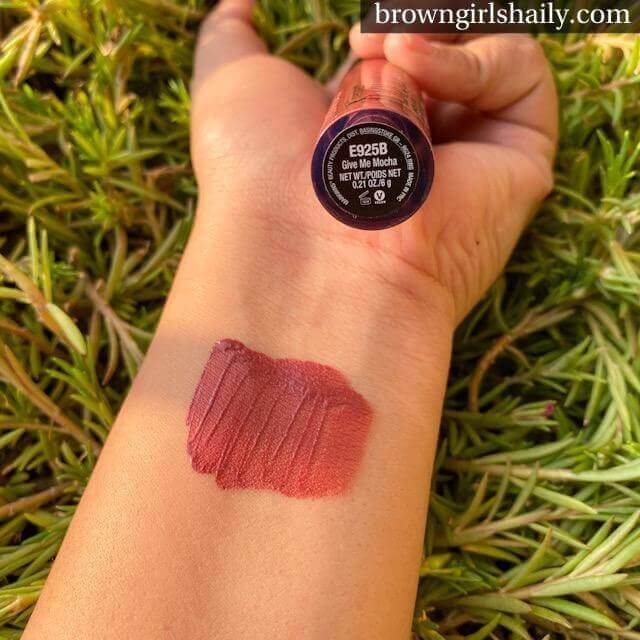 Wet n Wild, MegaLast Liquid Catsuit Matte Lipstick 6 g - Give Me Mocha
 ويت ان وايلد، احمر شفاه مطفي